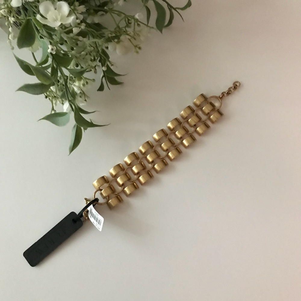 🆕 J Crew barrel link gold bracelet